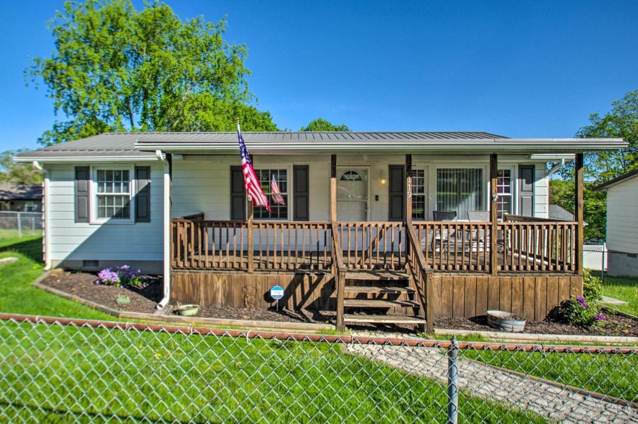 Dog-Friendly Fayetteville Home With Hot Tub! Экстерьер фото