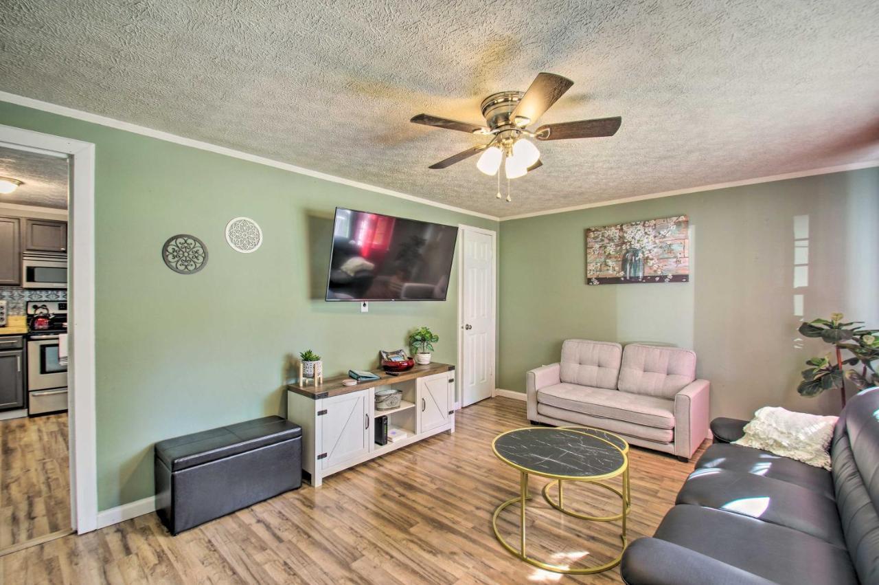 Dog-Friendly Fayetteville Home With Hot Tub! Экстерьер фото