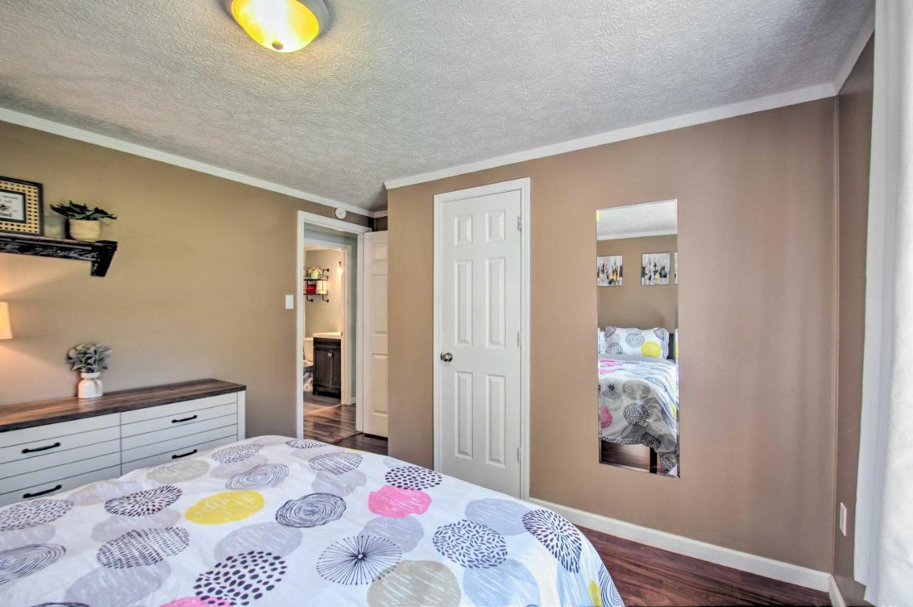 Dog-Friendly Fayetteville Home With Hot Tub! Экстерьер фото