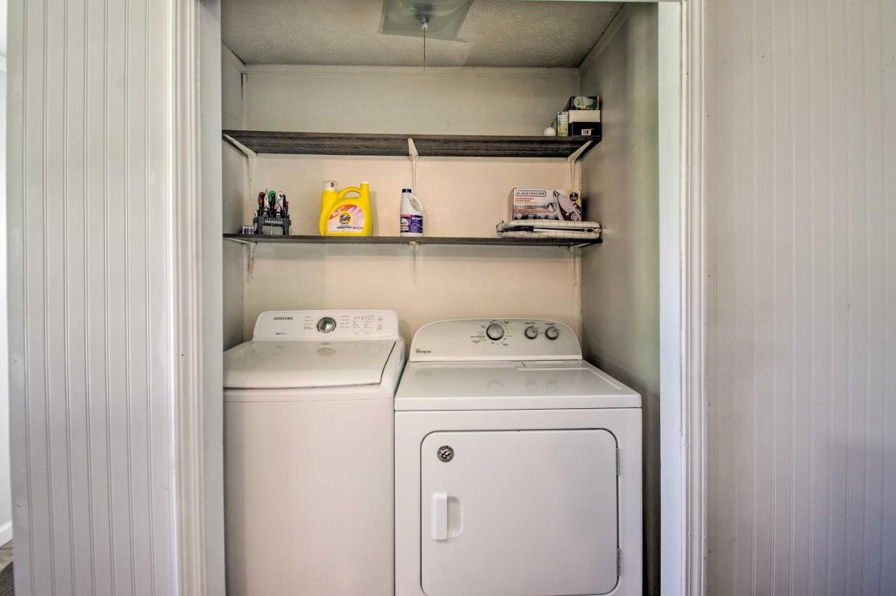 Dog-Friendly Fayetteville Home With Hot Tub! Экстерьер фото